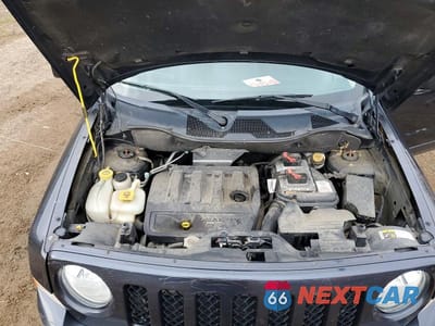 Zdjęcie 12 z 13 samochodu: 2016 JEEP PATRIOT LATITUDE VIN:1C4NJRFB9GD586412 - miniatura