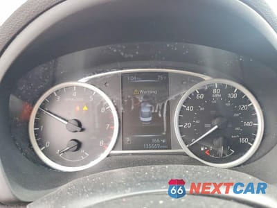 Zdjęcie 9 z 12 samochodu: 2017 NISSAN SENTRA SV VIN:3N1AB7AP6HL637401 - miniatura