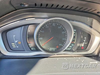 Zdjęcie 9 z 12 samochodu: 2015 VOLVO V60 CROSS COUNTRY PREMIER VIN:YV4612HKXF1002010 - miniatura