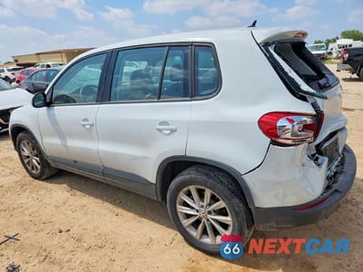 Drugie zdjęcie samochodu z przodu: 2018 VOLKSWAGEN TIGUAN LIMITED VIN:WVGAV7AX0JK003279 - miniatura