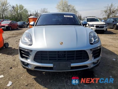 Piąte zdjęcie samochodu w środku: 2018 PORSCHE MACAN VIN:WP1AA2A50JLB12030 - miniatura