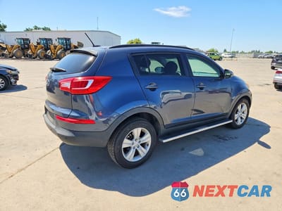 Trzecie zdjęcie samochodu z tyłu: 2012 KIA SPORTAGE LX VIN:KNDPB3A2XC7210501 - miniatura