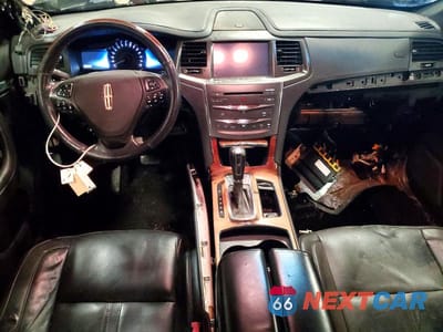 Zdjęcie 8 z 13 samochodu: 2014 LINCOLN MKS VIN:1LNHL9EKXEG604514 - miniatura