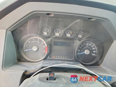 Zdjęcie 9 z 11 samochodu: 2015 FORD F250 SUPER DUTY VIN:1FTBF2A67FEC40907 - miniatura