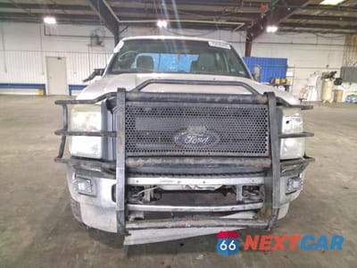 Piąte zdjęcie samochodu w środku: 2011 FORD F250 SUPER DUTY VIN:1FT7W2BT9BEA76046 - miniatura