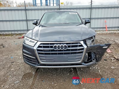 Piąte zdjęcie samochodu w środku: 2019 AUDI Q5 PREMIUM PLUS VIN:WA1BNAFY5K2096528 - miniatura