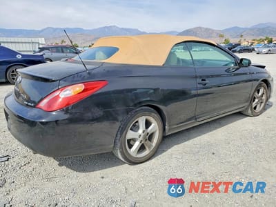 Trzecie zdjęcie samochodu z tyłu: 2006 TOYOTA CAMRY SOLARA SLE V6 VIN:4T1FA38PX6U090135 - miniatura