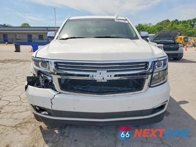Piąte zdjęcie samochodu w środku: 2016 CHEVROLET SUBURBAN C1500 LTZ VIN:1GNSCJKC7GR111297 - miniatura