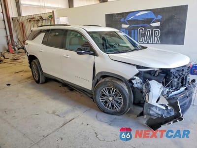 Czwarte zdjęcie samochodu z boku: 2026 CHEVROLET TRAVERSE LT VIN:1GNEVGKS4TJ155073 - miniatura