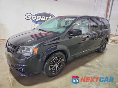 2015 DODGE GRAND CARAVAN SXT 2C4RDGCG9FR523237 - główne zdjęcie licytacji z USA - miniatura