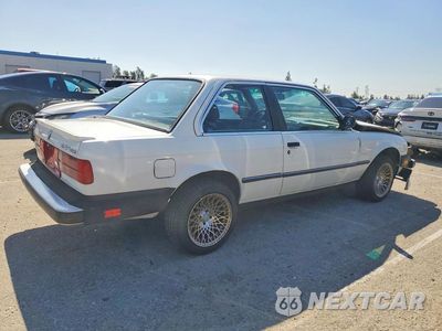 Trzecie zdjęcie samochodu z tyłu: 1985 BMW 325 E AUTOMATIC VIN:WBAAB6400F1014489 - miniatura