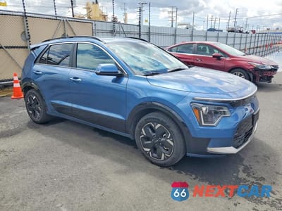 Czwarte zdjęcie samochodu z boku: 2024 KIA NIRO EV WIND VIN:KNDCR3L19R5092637 - miniatura