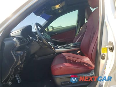 Zdjęcie 7 z 12 samochodu: 2019 LEXUS IS VIN:JTHC81D25K5035211 - miniatura