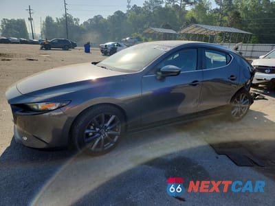 2021 MAZDA 3 SELECT JM1BPAKL1M1331834 - główne zdjęcie licytacji z USA - miniatura