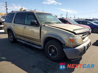 Czwarte zdjęcie samochodu z boku: 2000 FORD EXPLORER XLS VIN:1FMZU72E0YZC07133 - miniatura