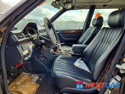 Zdjęcie 7 z 11 samochodu: 1995 MERCEDES-BENZ E 320 VIN:WDBEA92E2SF299957 - miniatura