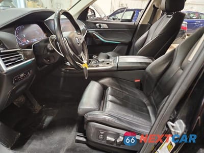 Zdjęcie 7 z 14 samochodu: 2021 BMW X7 XDRIVE40I VIN:5UXCW2C00M9F32614 - miniatura