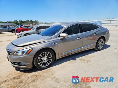 2017 BUICK LACROSSE ESSENCE 1G4ZP5SS9HU213172 - główne zdjęcie licytacji z USA - miniatura