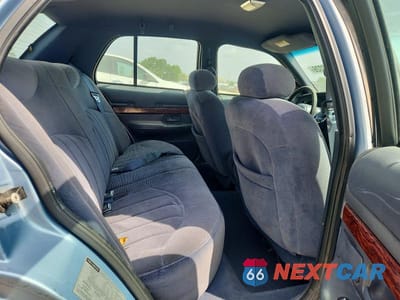 Zdjęcie 10 z 12 samochodu: 2000 MERCURY GRAND MARQUIS GS VIN:2MEFM74W2YX627882 - miniatura