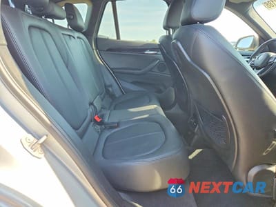 Zdjęcie 11 z 13 samochodu: 2017 BMW X1 XDRIVE28I VIN:WBXHT3C31H5F72040 - miniatura