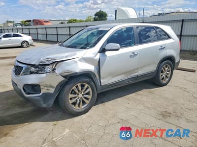 2011 KIA SORENTO EX 5XYKU4A19BG022801 - główne zdjęcie licytacji z USA - miniatura