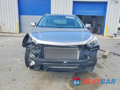 Piąte zdjęcie samochodu w środku: 2018 HYUNDAI SANTA FE SPORT 2.4L VIN:5NMZUDLB6JH105028 - miniatura