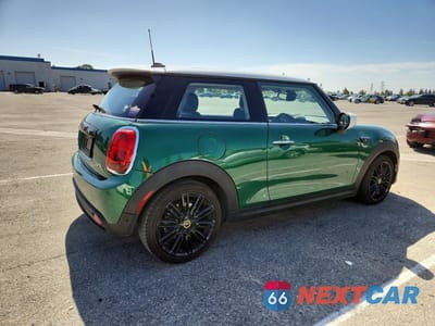 Trzecie zdjęcie samochodu z tyłu: 2024 MINI COOPER SE VIN:WMW13DJ01R2V87986 - miniatura