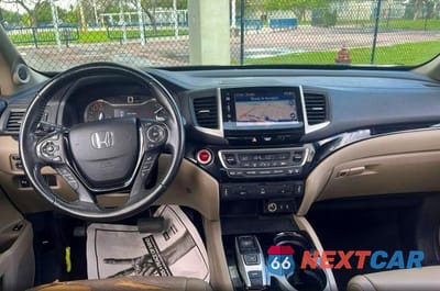 Zdjęcie 9 z 12 samochodu: 2016 HONDA PILOT TOURING VIN:5FNYF5H96GB009783 - miniatura
