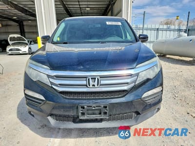 Piąte zdjęcie samochodu w środku: 2016 HONDA PILOT EXLN VIN:5FNYF6H79GB004730 - miniatura