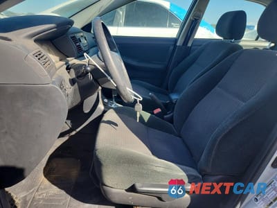 Zdjęcie 7 z 11 samochodu: 2005 TOYOTA COROLLA S VIN:1NXBR32E25Z394475 - miniatura