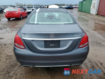 Zdjęcie 6 z 12 samochodu: 2017 MERCEDES-BENZ C 300 4MATIC VIN:55SWF4KB2HU196100 - miniatura