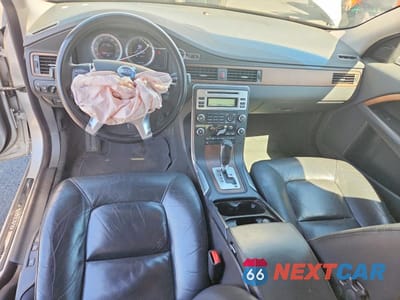 Zdjęcie 8 z 13 samochodu: 2010 VOLVO S80 3.2 VIN:YV1960AS9A1123386 - miniatura