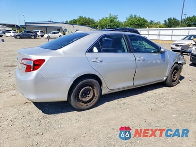 Trzecie zdjęcie samochodu z tyłu: 2013 TOYOTA CAMRY LE VIN:4T1BF1FK7DU224589 - miniatura