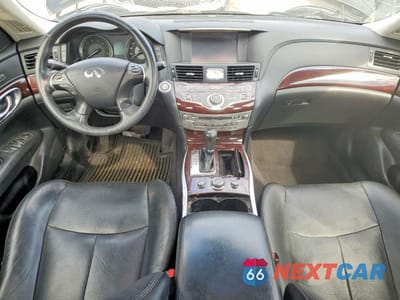 Zdjęcie 8 z 12 samochodu: 2016 INFINITI Q70L 3.7 VIN:JN1BY1PR6GM720498 - miniatura