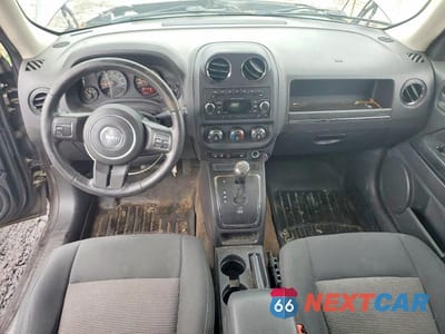 Zdjęcie 8 z 13 samochodu: 2014 JEEP PATRIOT LATITUDE VIN:1C4NJRFB5ED863408 - miniatura