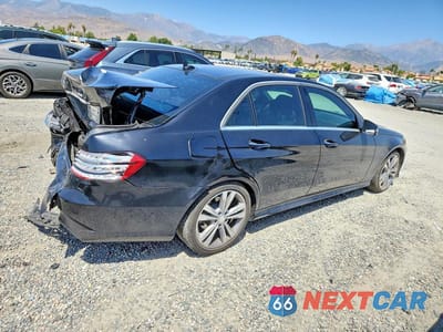 Trzecie zdjęcie samochodu z tyłu: 2015 MERCEDES-BENZ E 350 VIN:WDDHF5KB2FB130877 - miniatura
