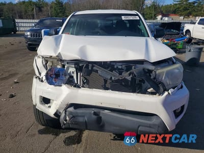 Piąte zdjęcie samochodu w środku: 2015 TOYOTA TACOMA V6 VIN:3TMMU4FN7FM074120 - miniatura
