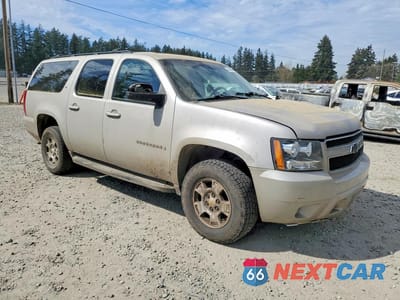 Czwarte zdjęcie samochodu z boku: 2009 CHEVROLET SUBURBAN K1500 LT VIN:1GNFK26319J116081 - miniatura