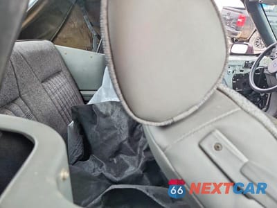 Zdjęcie 10 z 11 samochodu: 1989 FORD MUSTANG LX VIN:1FABP44E0KF251737 - miniatura