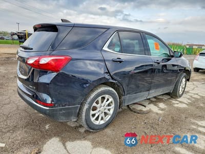 Trzecie zdjęcie samochodu z tyłu: 2020 CHEVROLET EQUINOX LT VIN:2GNAXUEV9L6154799 - miniatura