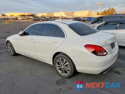 Drugie zdjęcie samochodu z przodu: 2015 MERCEDES-BENZ C 300 VIN:55SWF4JB9FU051232 - miniatura