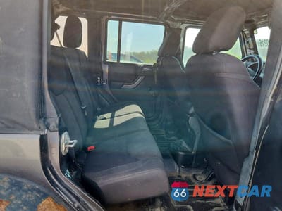 Zdjęcie 11 z 13 samochodu: 2016 JEEP WRANGLER UNLIMITED SPORT VIN:1C4BJWDG7GL254975 - miniatura