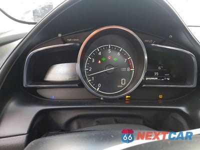 Zdjęcie 9 z 12 samochodu: 2019 MAZDA CX-3 TOURING VIN:JM1DKFC71K0440125 - miniatura
