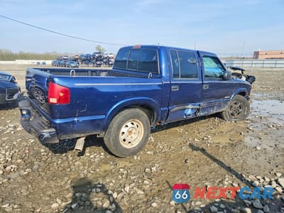 Trzecie zdjęcie samochodu z tyłu: 2003 CHEVROLET S TRUCK S10 VIN:1GCDT13X53K111966 - miniatura