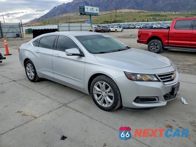 Czwarte zdjęcie samochodu z boku: 2017 CHEVROLET IMPALA LT VIN:2G1105S38H9113102 - miniatura
