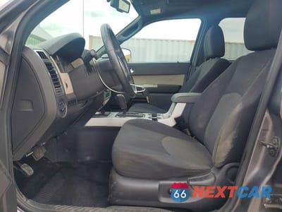 Zdjęcie 7 z 14 samochodu: 2009 MERCURY MARINER VIN:4M2CU81G79KJ04704 - miniatura