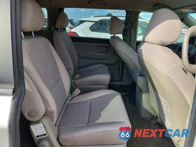 Zdjęcie 11 z 13 samochodu: 2021 KIA SEDONA LX VIN:KNDMB5C15M6662477 - miniatura