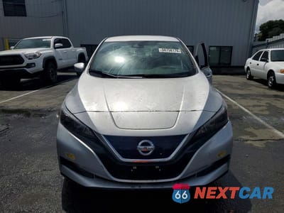 Piąte zdjęcie samochodu w środku: 2022 NISSAN LEAF S PLUS VIN:1N4BZ1BV6NC560128 - miniatura
