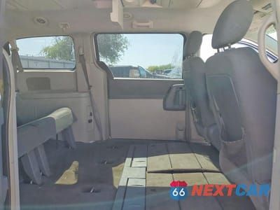 Zdjęcie 11 z 13 samochodu: 2010 DODGE GRAND CARAVAN SXT VIN:2D4RN5D14AR259514 - miniatura