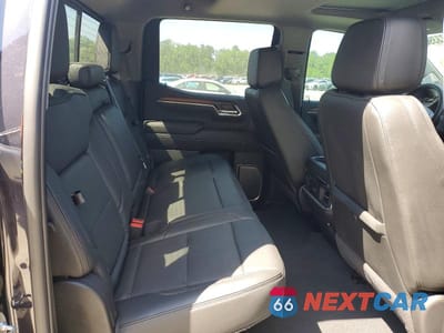 Zdjęcie 10 z 12 samochodu: 2025 GMC SIERRA C1500 DENALI VIN:3GTPHGEDXSG103484 - miniatura